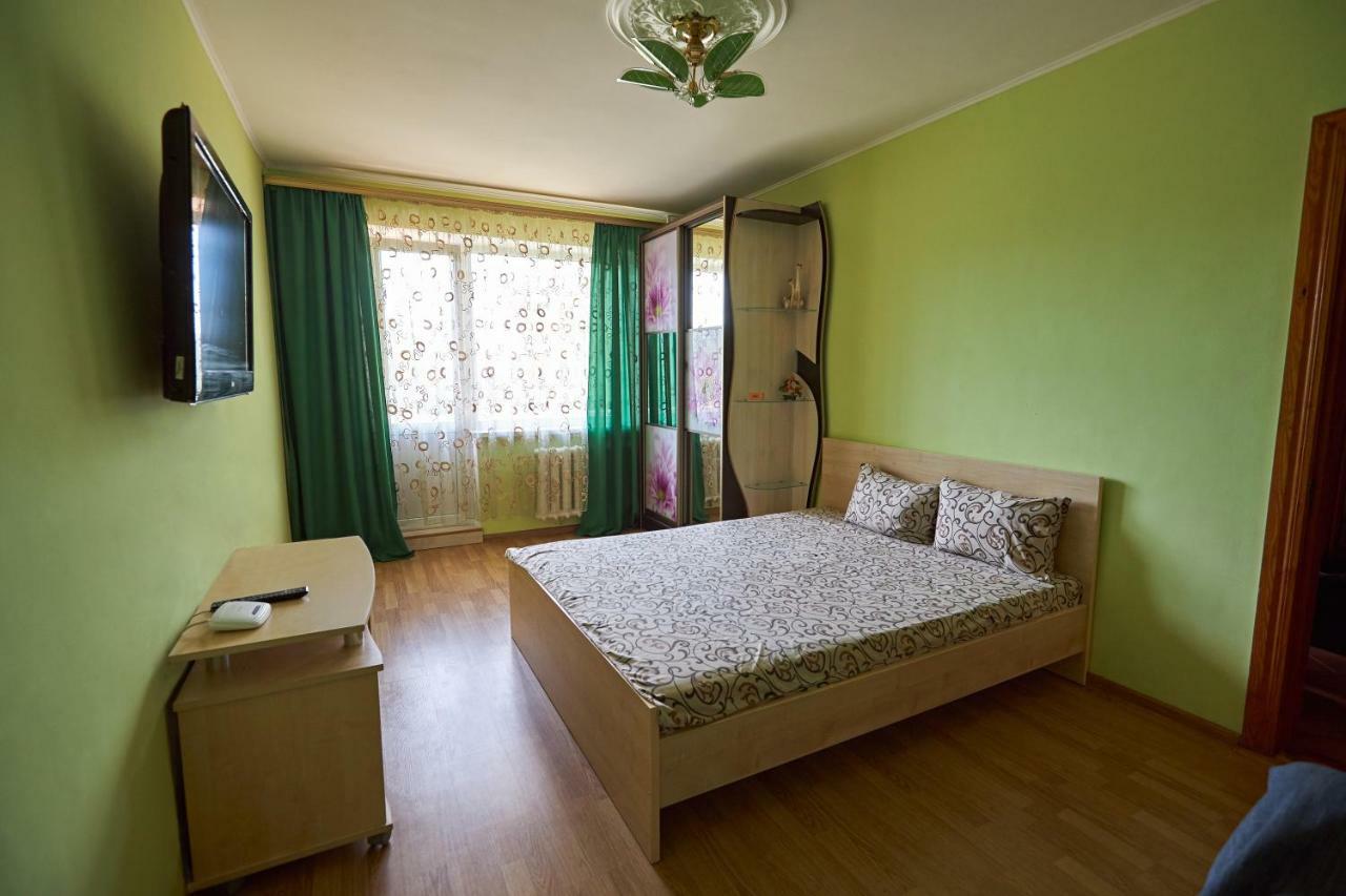 ריבנה Babylon Apartments On Kievskaya Street מראה חיצוני תמונה