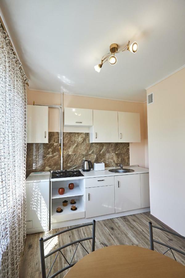 ריבנה Babylon Apartments On Kievskaya Street מראה חיצוני תמונה